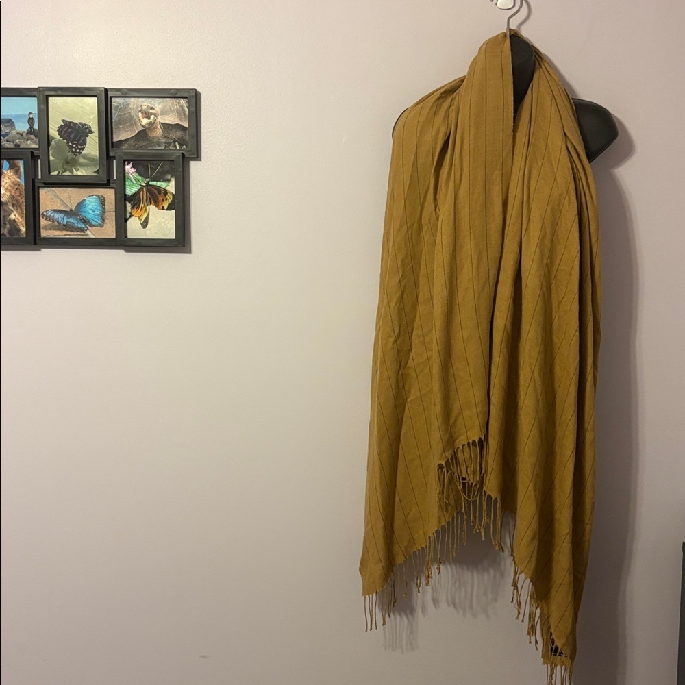 Cipressi Firenze Camel Brown Pinstripe 100% Wool Scarf Shawl
